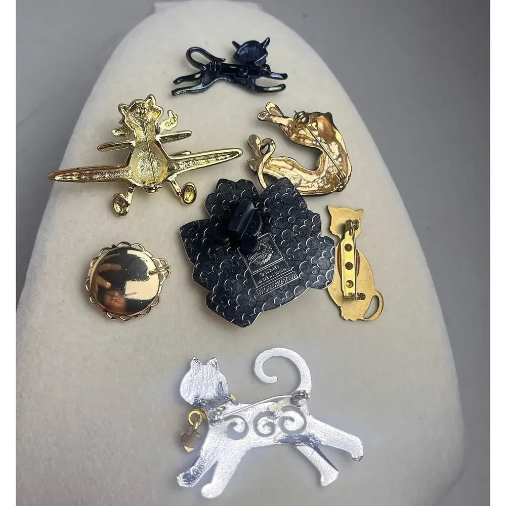 Cat Lovers Brooch Pin Lot + 1 Pendant - Disney Brooch Feline Kitty Brooches